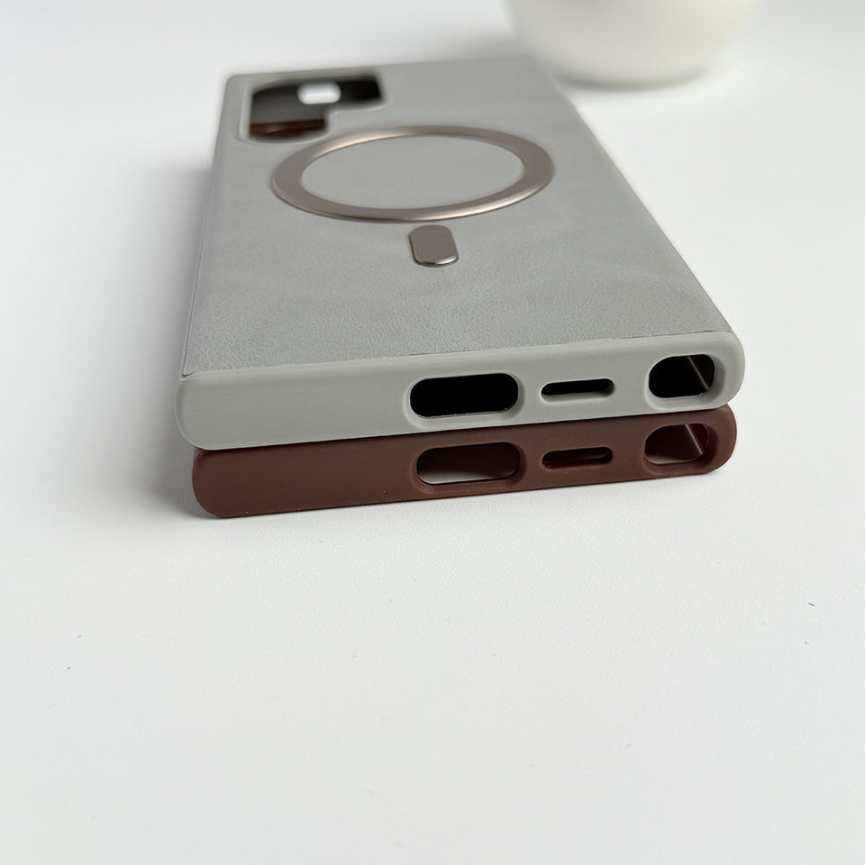 YG | Smooth MagSafe Leather Case